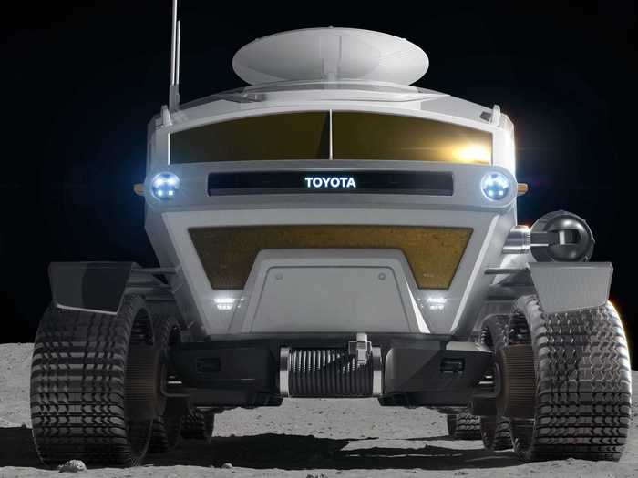 The design has some difficult parameters to meet: it must be able to travel on the moon