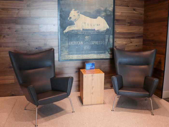 Weekday mornings would normally see this lounge packed from wall to wall but during the time of our visit on its opening day, less than 10 passengers filled the two-level lounge.