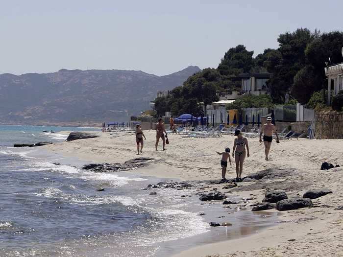 Two French tourists were facing prison time after they tried to take home 90 pounds of sand from the Italian island of Sardinia.