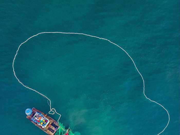 "The Lady of the Sea" by Duy Sinh took first place in the Daily Life category.