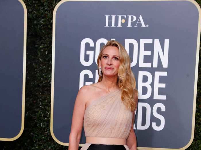 At the 2019 Golden Globes, Roberts debuted a brand-new look.