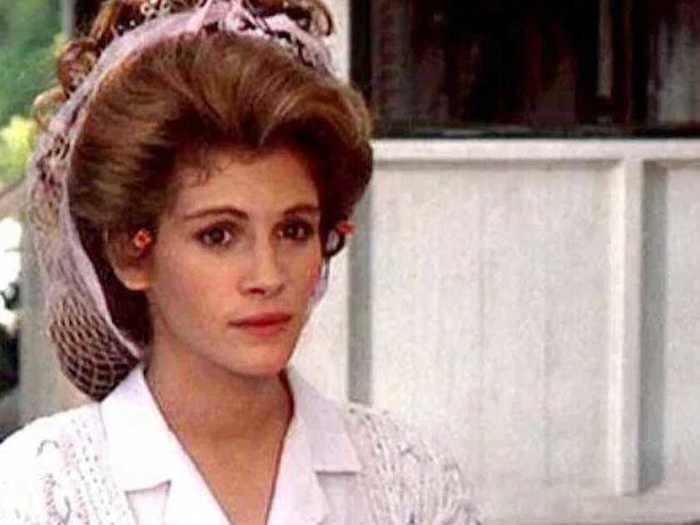 Roberts earned her first Academy Award nomination for her breakout role as a pregnant woman who has diabetes in "Steel Magnolias" (1989).