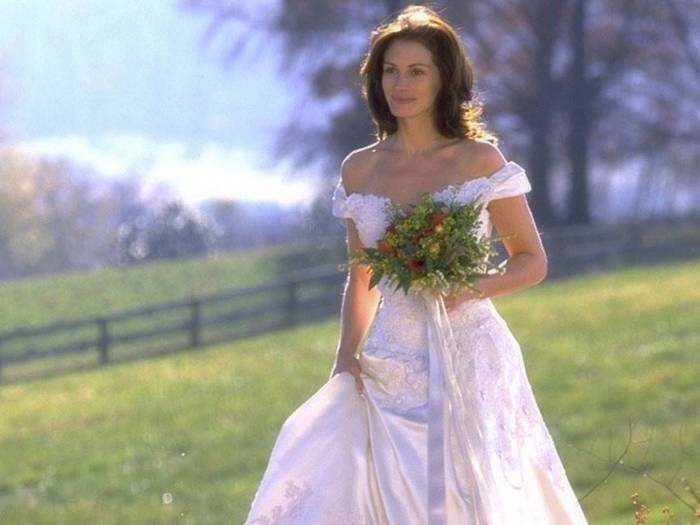 She reunited with Marshall and Richard Gere for the 1999 comedy "Runaway Bride."