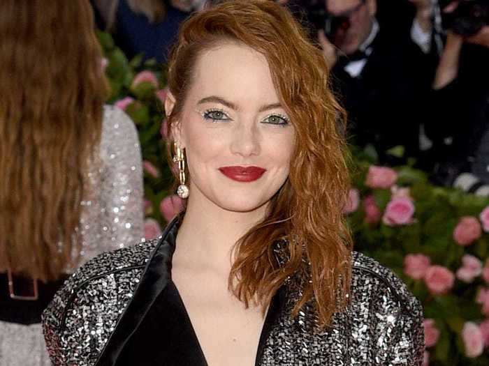 Emma Stone said that her late grandfather would leave quarters for her.