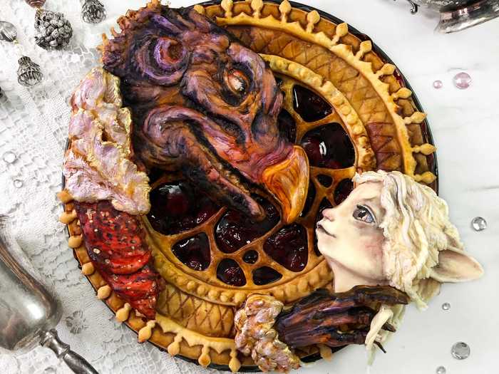 From the very beginning, Clark-Bojin had an interest in creating pies with artistic decorations.