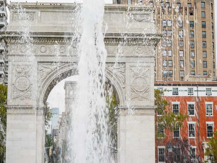 Additionally, gallows, where public hangings took place, were placed where the fountain sits today. There was a prison less than a mile away, and those found guilty were executed here until 1820.