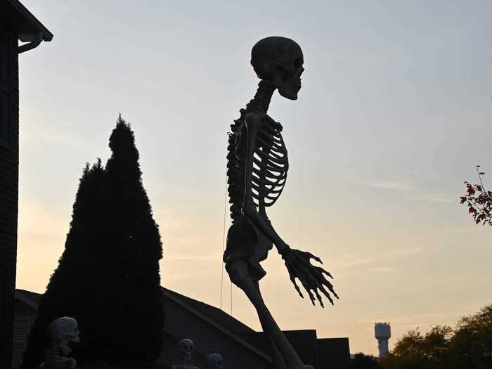 Home Depot declined to say how many of the skeletons it manufactured, but they sold out quickly, with some fans driving hundreds of miles out of their way, or offering thousands of dollars to buy it secondhand, Washington Post reported.