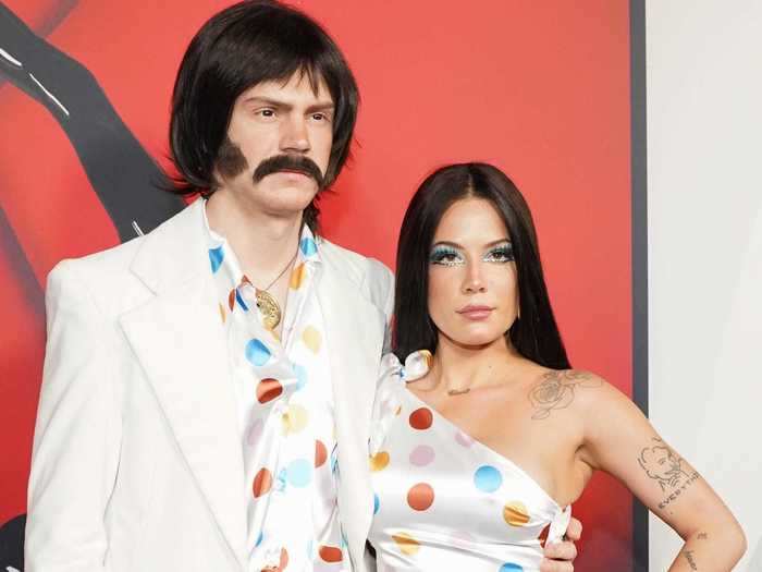 Evan Peters and Halsey made their red carpet debut as a couple while dressed as Sonny and Cher.