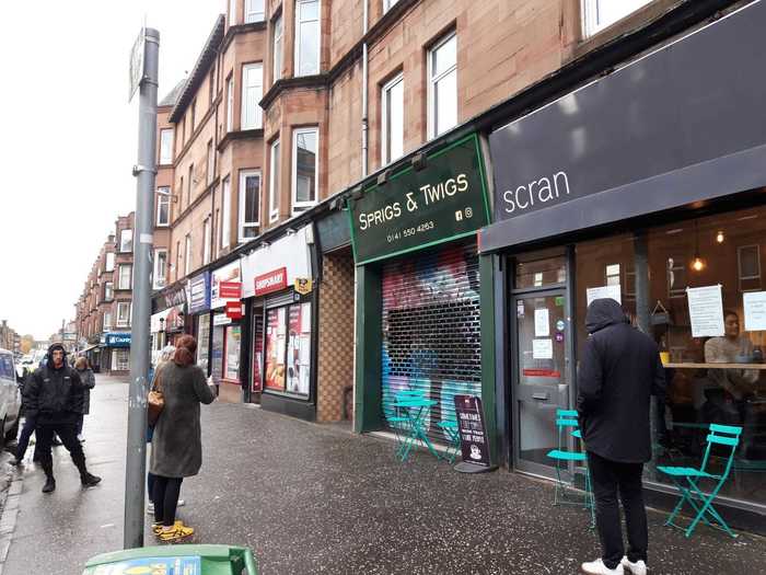 As I was getting ready to leave, I passed the cafe Scran to see customers waiting in line.