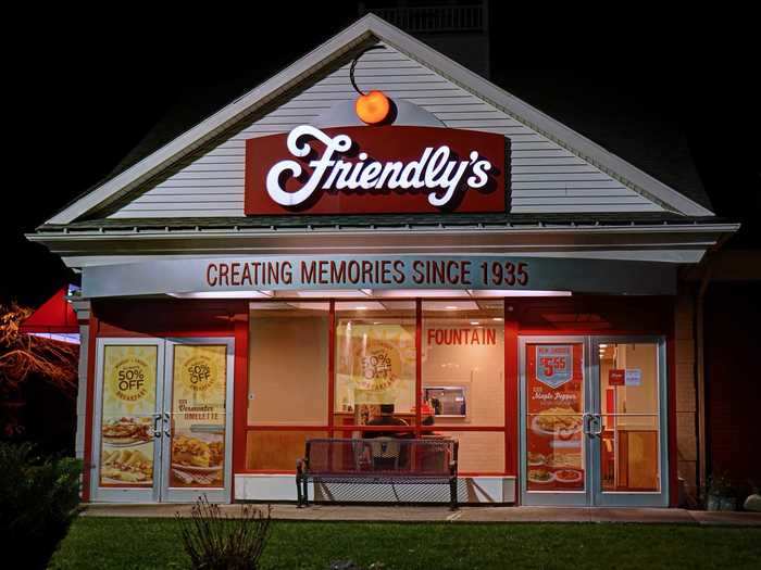 Over the next three decades, Friendly expanded its number of locations. By 1974, it had 500 restaurants in the US.