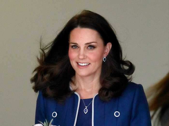 Middleton visited the Royal College of Obstetricians and Gynecologists in a Jenny Packham dress and matching jacket.