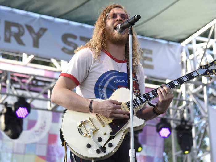 Allen Stone displays his uplifting soul crooning on "Contact High."