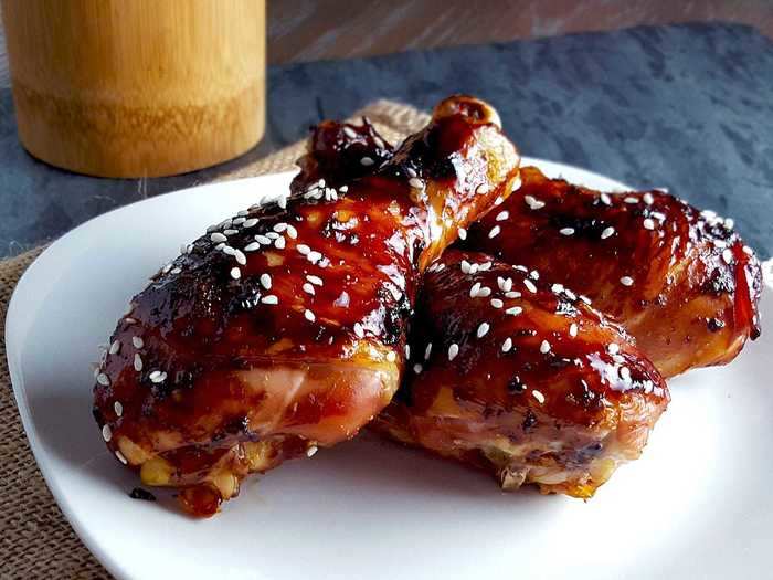 You can make a simple but delicious teriyaki sauce for your chicken in just a matter of minutes.