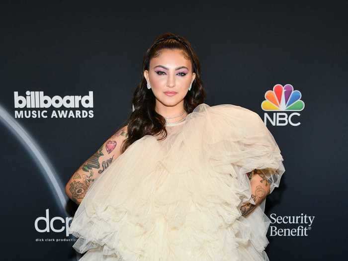 Julia Michaels wore layers and layers of tulle to the 2020 Billboard Music Awards.