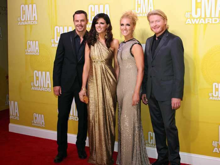 Little Big Town stuck to black and gold in 2012.