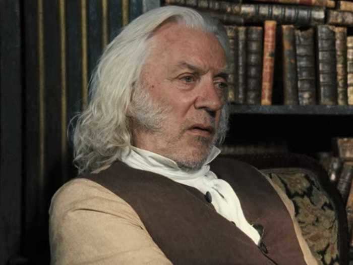 Donald Sutherland played Mr. Bennet.