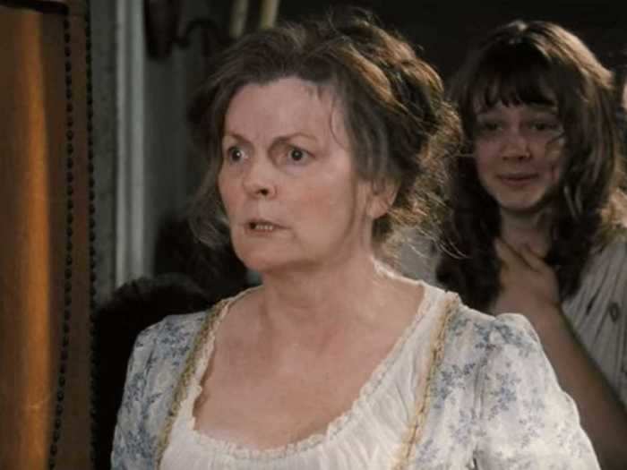 Brenda Blethyn played Mrs. Bennet.