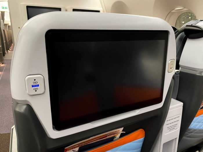 One of the major selling points for these seats is the 13.3-inch high-definition in-flight entertainment screen. These are touch-screen and can also be controlled by a remote.