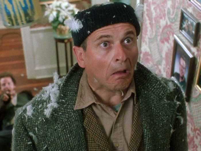 Joe Pesci starred as Harry, a burglar obsessed with the McCallister house.