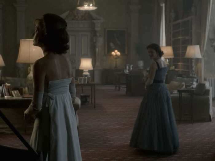 The show faithfully replicated what the real Queen Elizabeth wore to meet first lady Jackie Kennedy.