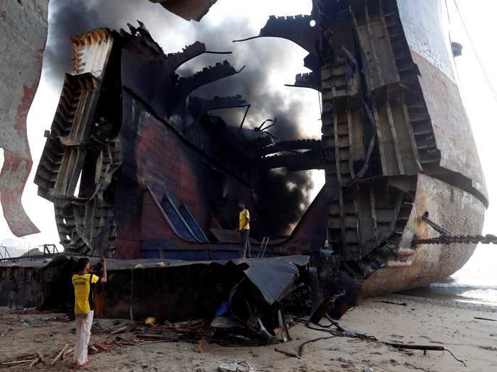 Shipbreaking is also bad for the environment. As it can be difficult to contain pollutants, oil spills, sludge, and heavy metal, contaminated debris are common side effects.