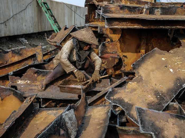 A cruise ship can take up to 10 months to dismantle, but it depends on both the vessel and the shipyard.