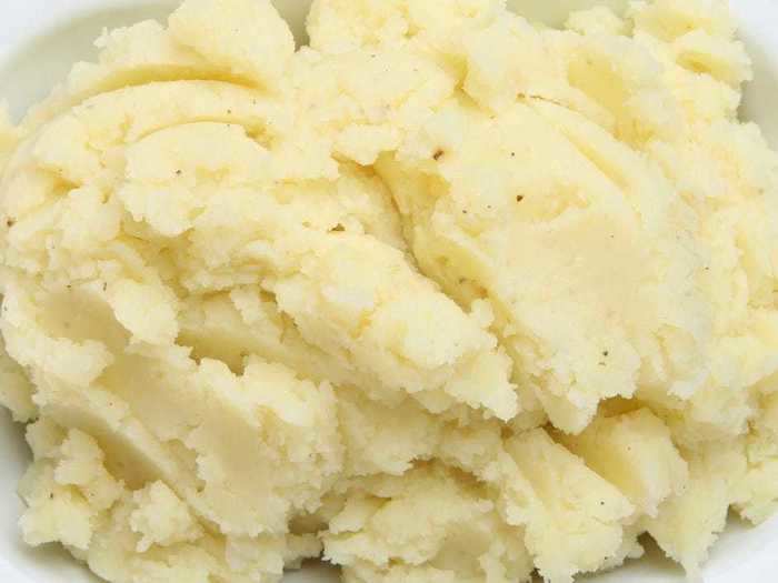 The largest serving of mashed potatoes weighted 2,641 pounds.