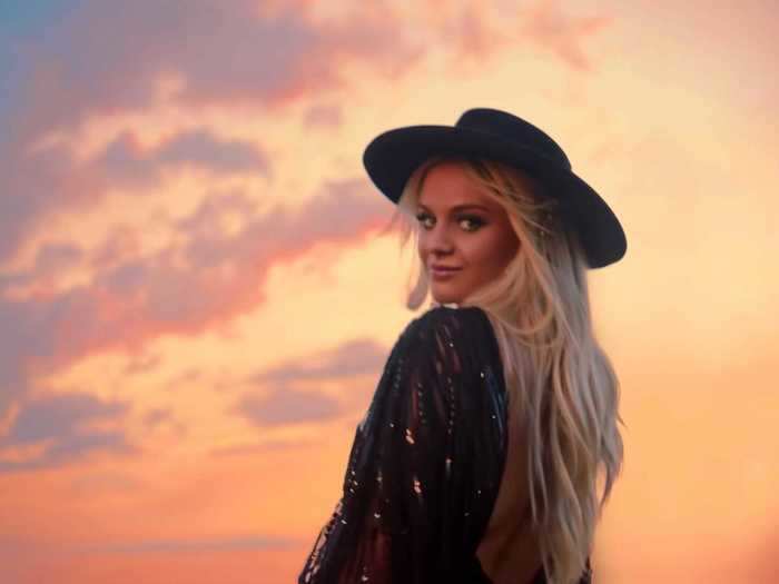 Kelsea Ballerini was ignored in country categories,