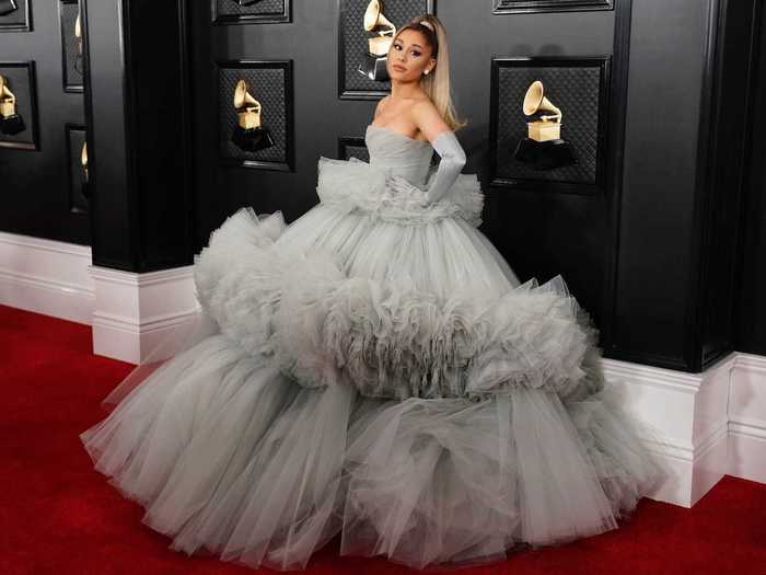 Ariana Grande also stood out at the Grammy Awards thanks to her fluffy, gray ball gown.