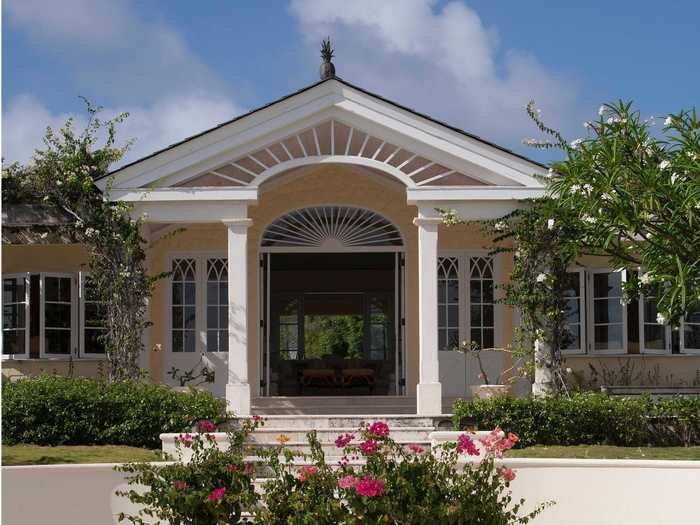 Princess Margaret built a luxurious five-bedroom villa on the island called Les Jolies Eaux, meaning beautiful waters.