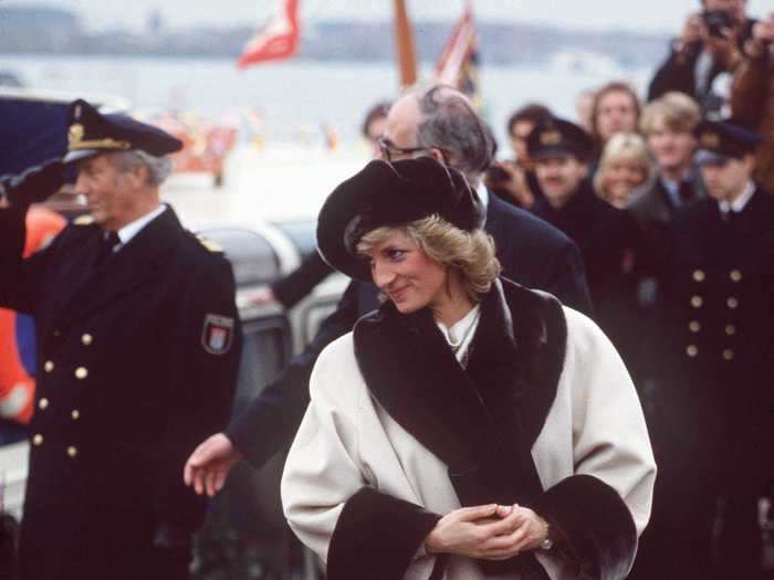 Princess Diana looked classically stylish — yet very 