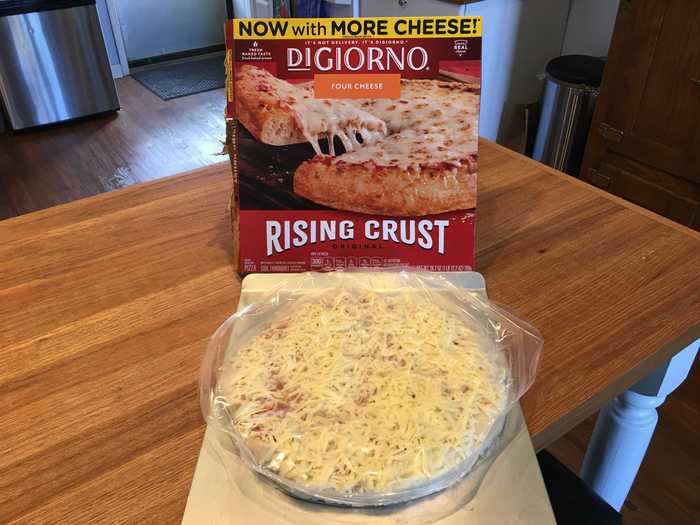 The second pizza I tried was from DiGiorno, and it had a rising crust.