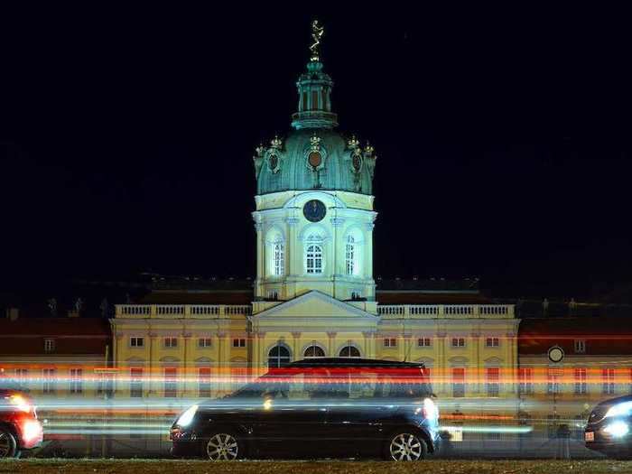 AFTER: But the Christmas market in front of Charlottenburg Palace has also been canceled.