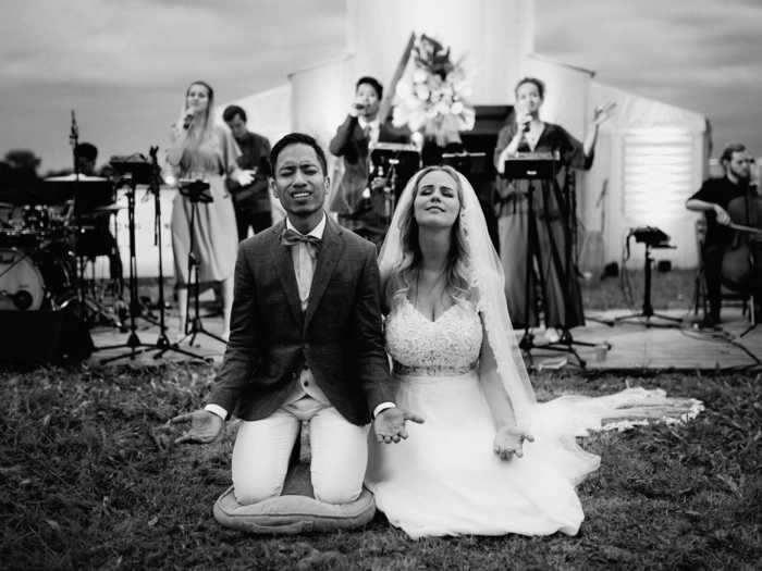 Martijn Roos captured these newlyweds soaking in a musical moment in the Netherlands.