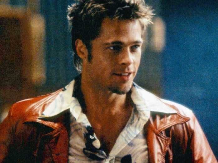 Pitt volunteered to get his teeth chipped prior to filming "Fight Club."