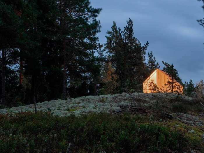 The tiny cabin can be leased for almost $540 per month, or purchased in full for almost $32,270.