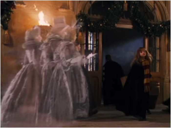 There are Christmas Caroler ghosts in "Sorcerer