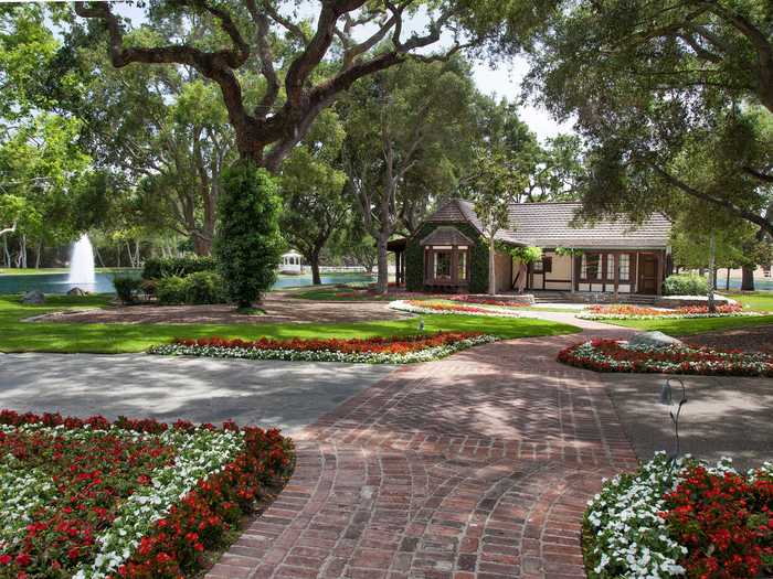 Sycamore Valley Ranch has a guest house about 150 feet from the main house.