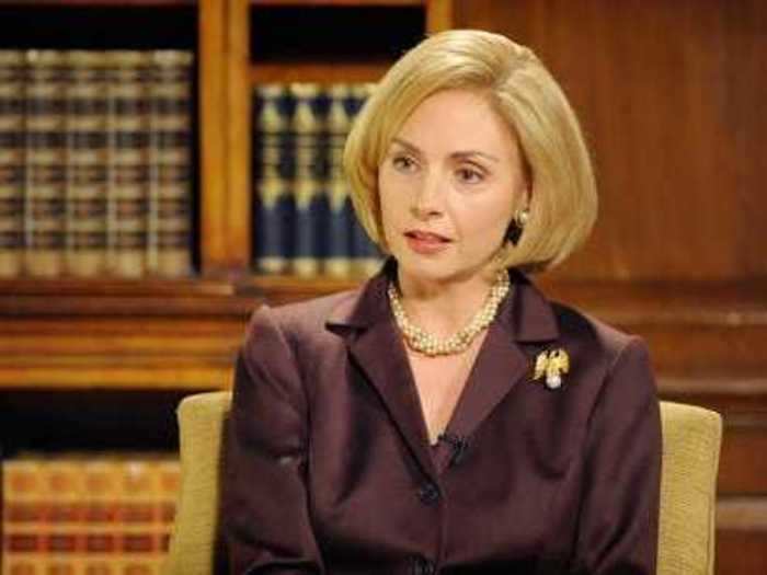 Hope Davis played Hillary Clinton in "The Special Relationship." She has the distinctive Clinton bob.