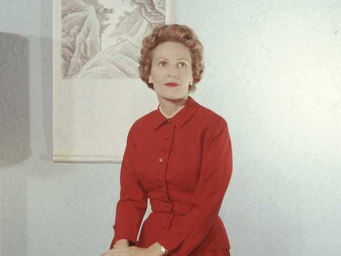 This is the real Pat Nixon.