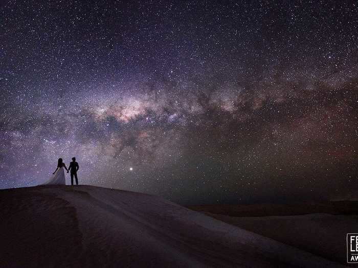 A few couples let nature take center stage in their wedding photos.