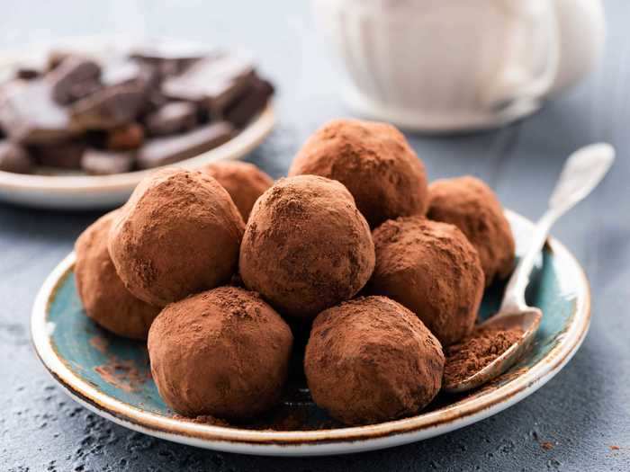 Champagne truffles are a delicious and simple dessert to whip up.