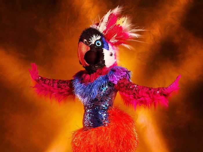 Exotic Bird danced to "Con Calma" by Daddy Yankee, Snow, and Katy Perry.