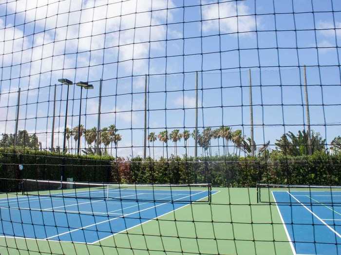 Wozniacki was perhaps attracted to the island in part by its professional tennis courts, which have been ranked No. 1 in the US East Coast region of the US by Tennis magazine.