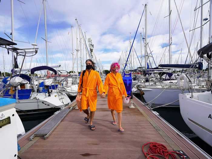 After exercising, Will and Jessica embarked on a very cold stroll to the communal showers at the marina.