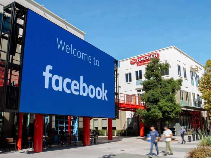 11. Facebook has an overall company rating of 4.4.