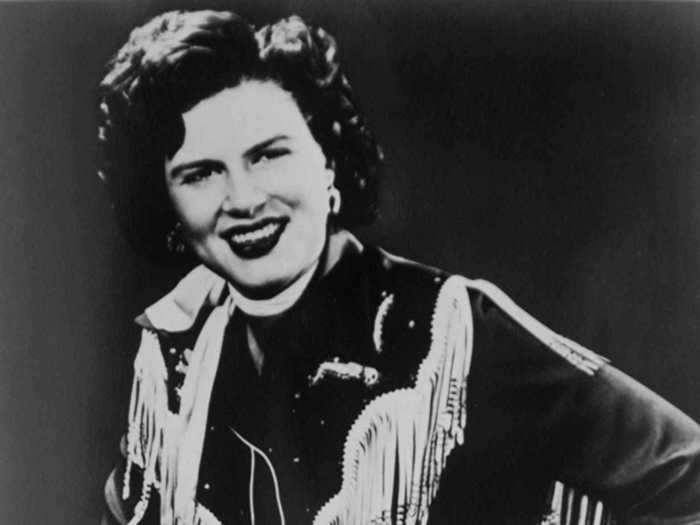 Patsy Cline became a mentor to other female country stars before her untimely death.