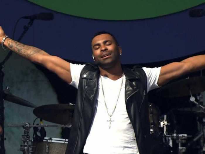 Ginuwine played himself on three episodes.