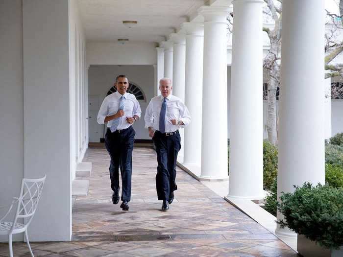 The pair jogged through the West Colonnade in 2014.