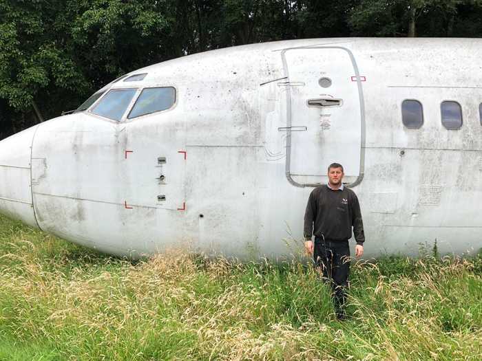 Stay-at-home dad Steve Jones is transforming a decommissioned Boeing 737 plane into a camper trailer.